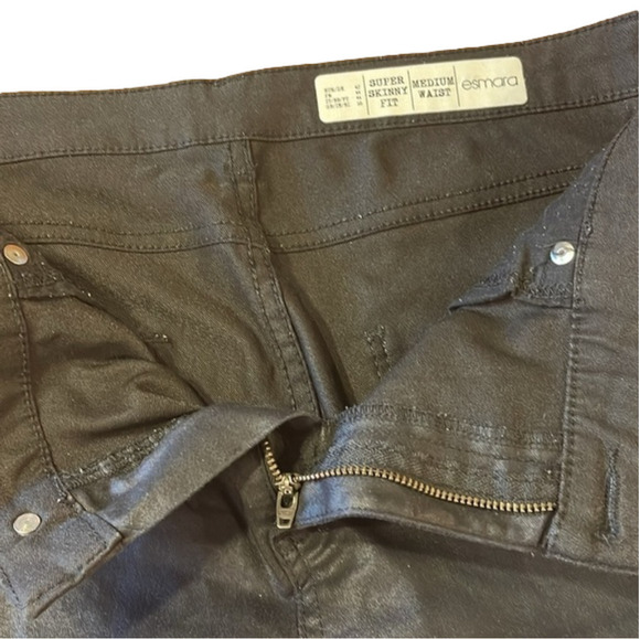 Esmara black super skinny black stretch zippered jeans with sheen - Picture 8 of 11